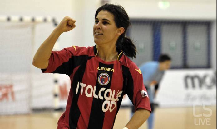 Vai all'articolo: Marzella carica l'Italcave: 