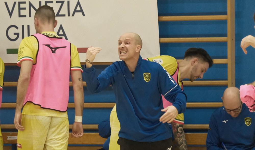 Maccan, la salvezza passa dal Cesena. Sbisà: "Non rimandiamo tutto all'ultima giornata"