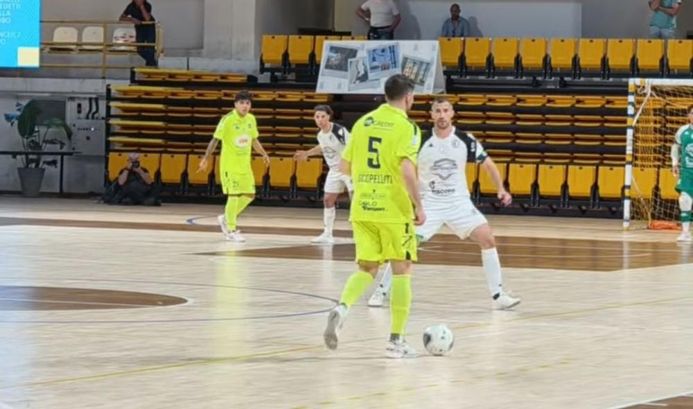 Giovinazzo, il kappaò a Reggio Calabria è indolore: i biancoverdi raggiungono il Cesena in finale