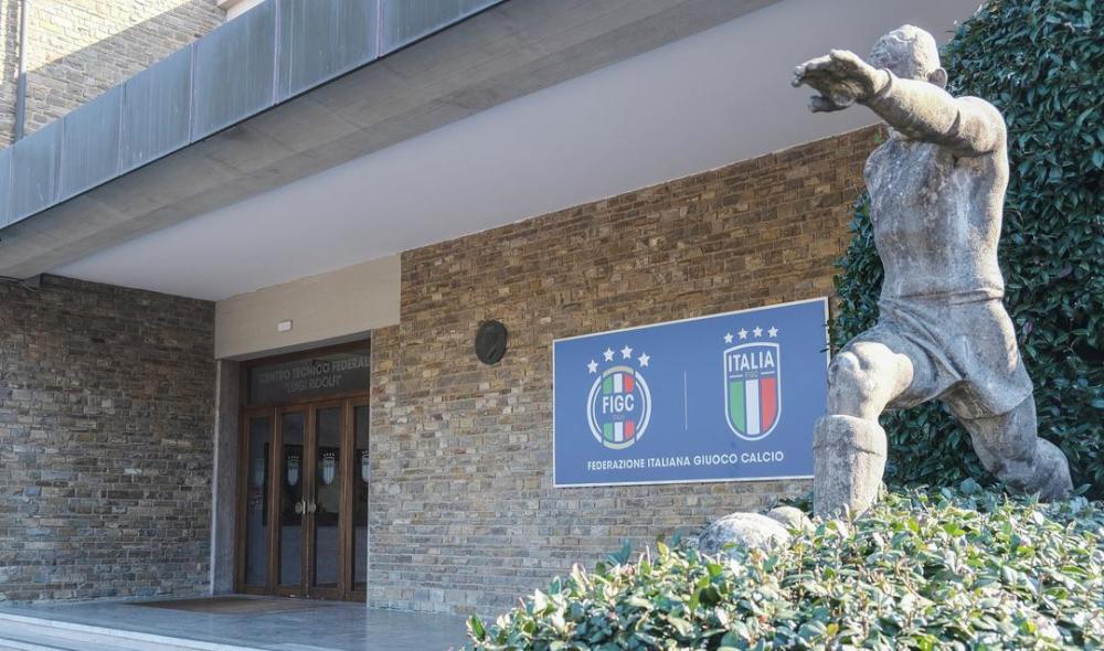 Come diventare allenatore di calcio: guida completa per iniziare la carriera