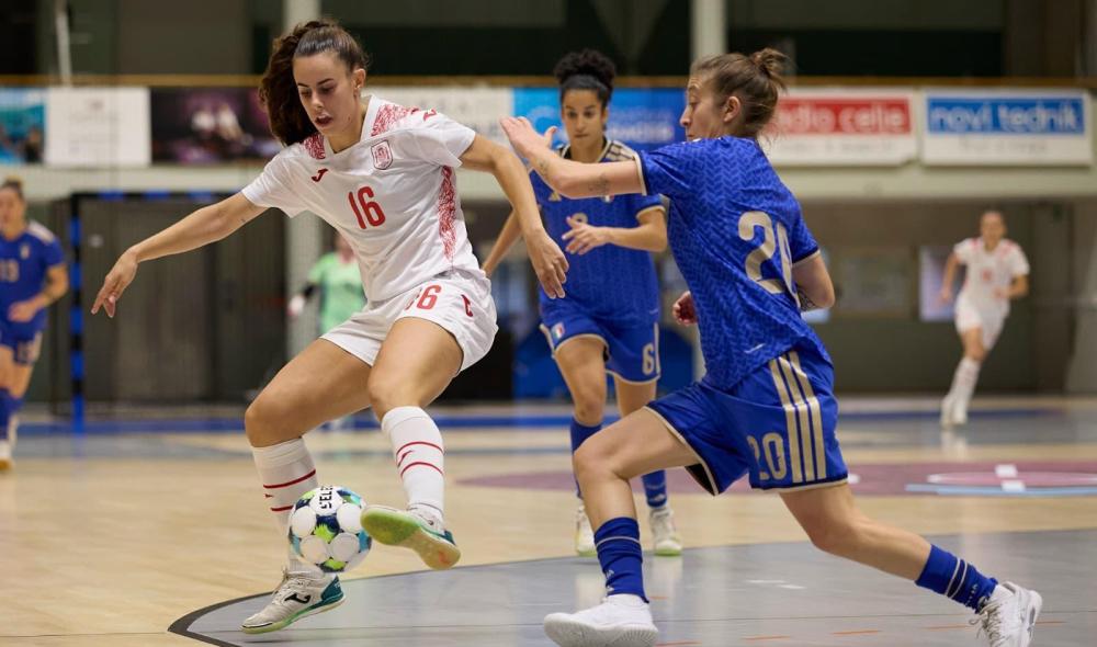 Episodi decisivi, Azzurre ko 2-1 con la Spagna. Sabato con la Francia in palio il pass per l’Europeo
